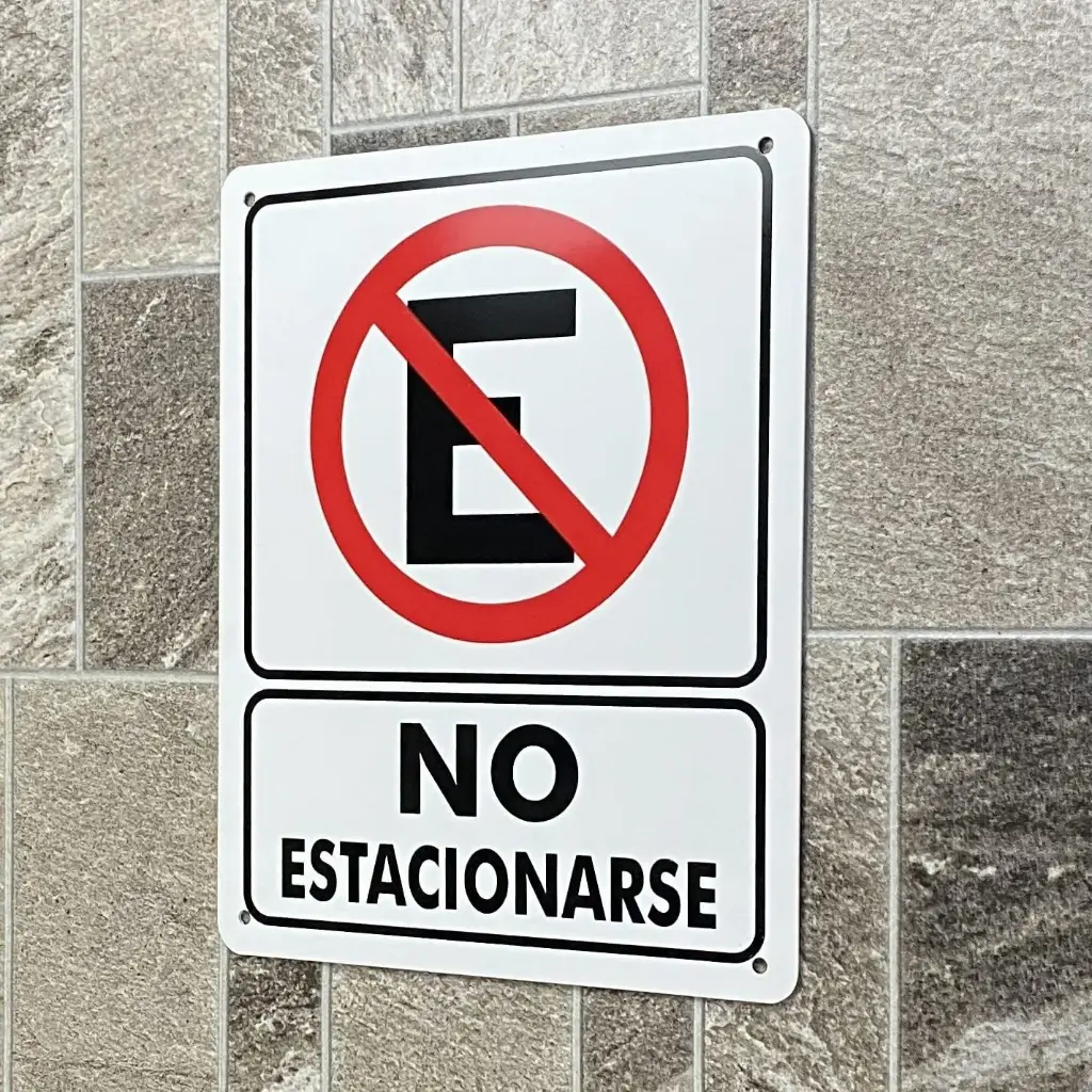 Señal "No Estacionarse" de 25 x 35