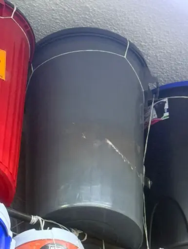 Bote para basura con tapa capacidad 125lts 